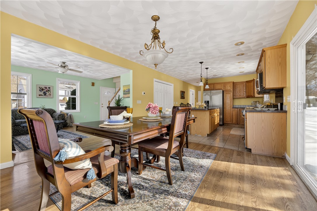 36 Sachem Road Narragansett, RI 02882 - Photo 9 of 37