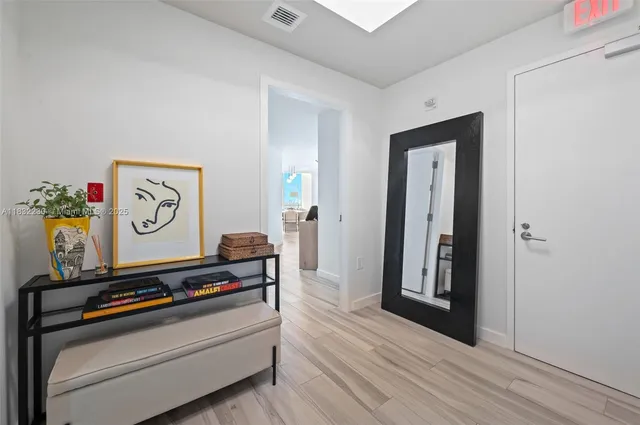 $1,300,000 | 851 Northeast 1st Avenue, Unit 2809, Miami, FL 33132