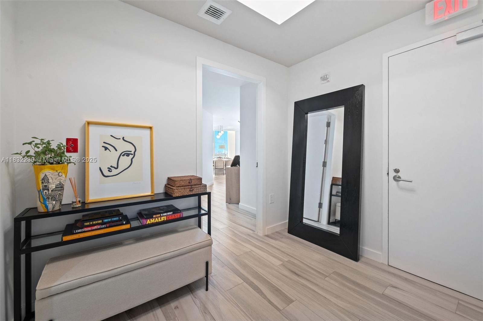 851 Northeast 1st Avenue, Unit 2809 Miami, FL 33132 - Photo 23 of 42