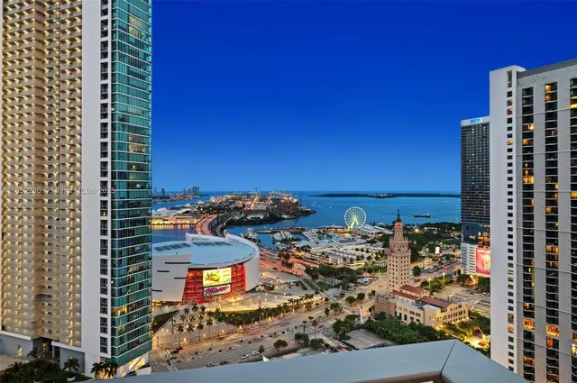 $1,300,000 | 851 Northeast 1st Avenue, Unit 2809, Miami, FL 33132