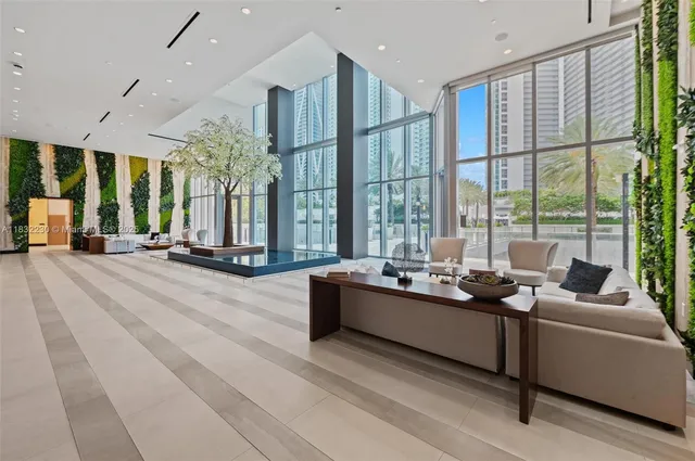 $1,300,000 | 851 Northeast 1st Avenue, Unit 2809, Miami, FL 33132