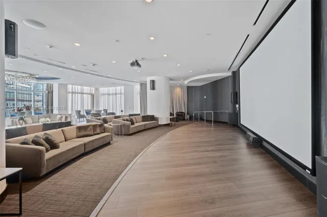 $1,300,000 | 851 Northeast 1st Avenue, Unit 2809, Miami, FL 33132