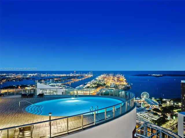 $1,300,000 | 851 Northeast 1st Avenue, Unit 2809, Miami, FL 33132