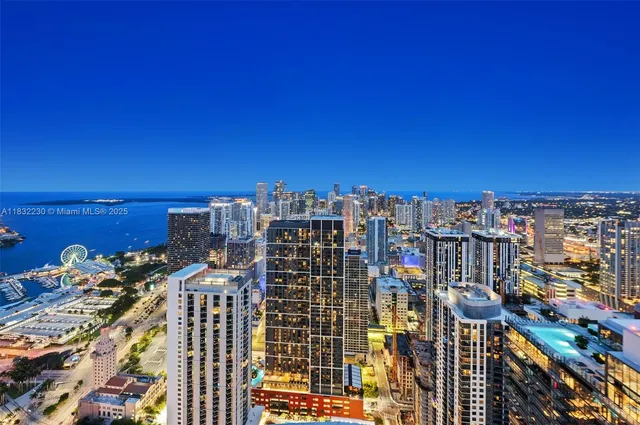 $1,300,000 | 851 Northeast 1st Avenue, Unit 2809, Miami, FL 33132