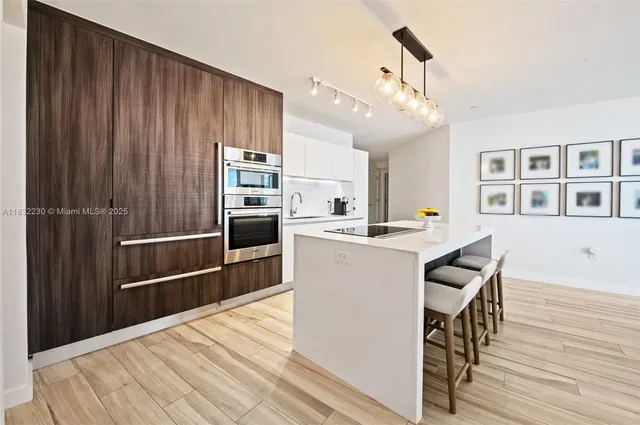 $1,300,000 | 851 Northeast 1st Avenue, Unit 2809, Miami, FL 33132