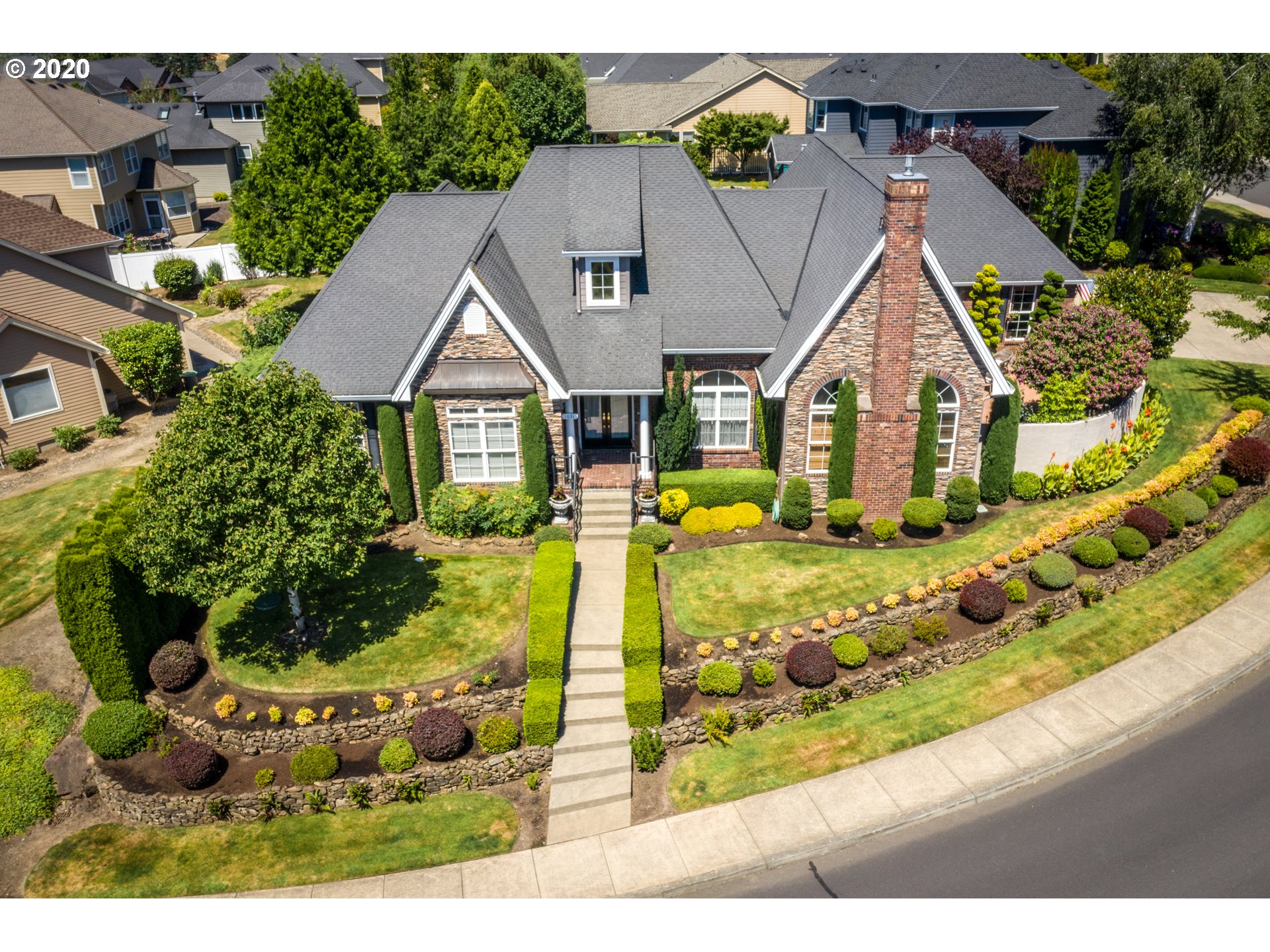 1031 Northwest Deerfern Loop Camas, WA 98607 - Photo 2 of 32 Gallery Image 2