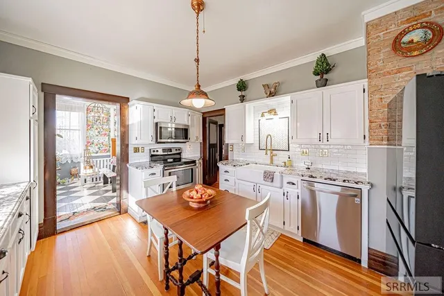 $685,000 | 173 North Placer Avenue, Idaho Falls, ID 83402