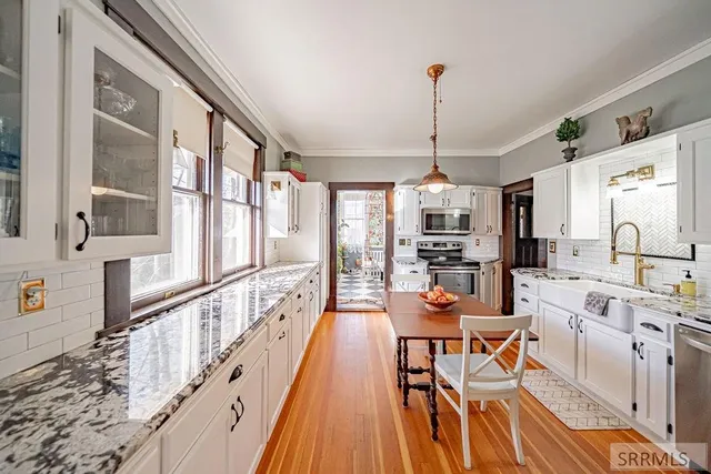 $685,000 | 173 North Placer Avenue, Idaho Falls, ID 83402