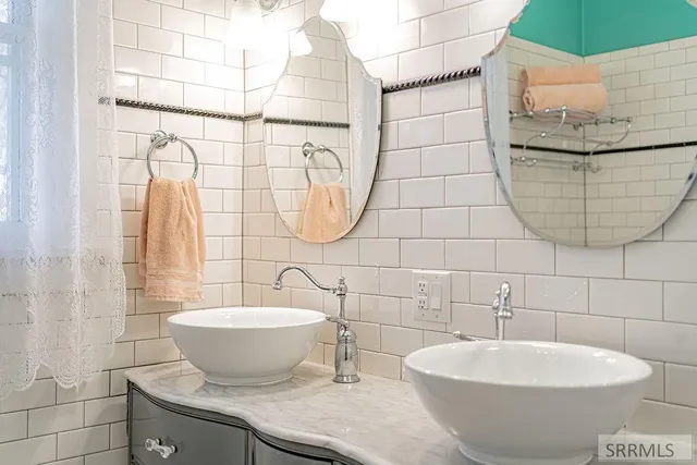 $685,000 | 173 North Placer Avenue, Idaho Falls, ID 83402