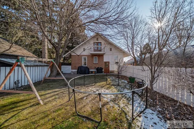 $685,000 | 173 North Placer Avenue, Idaho Falls, ID 83402