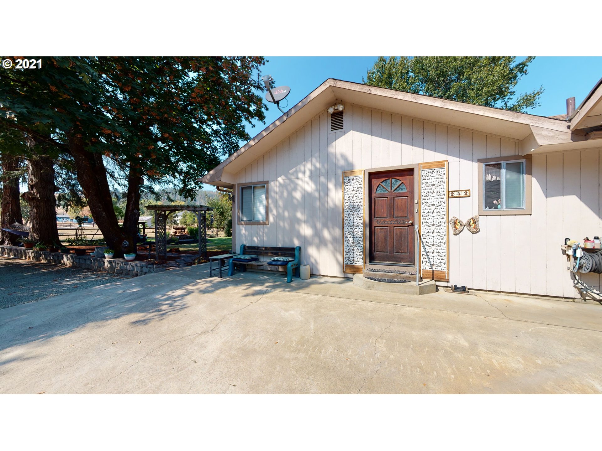 252 Forest Road Myrtle Creek, OR 97457 - Photo 2 of 32 Gallery Image 2