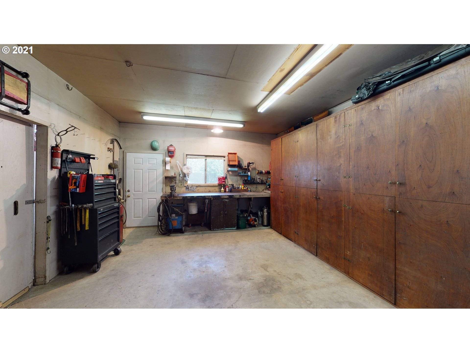 252 Forest Road Myrtle Creek, OR 97457 - Photo 29 of 32 Gallery Image 29