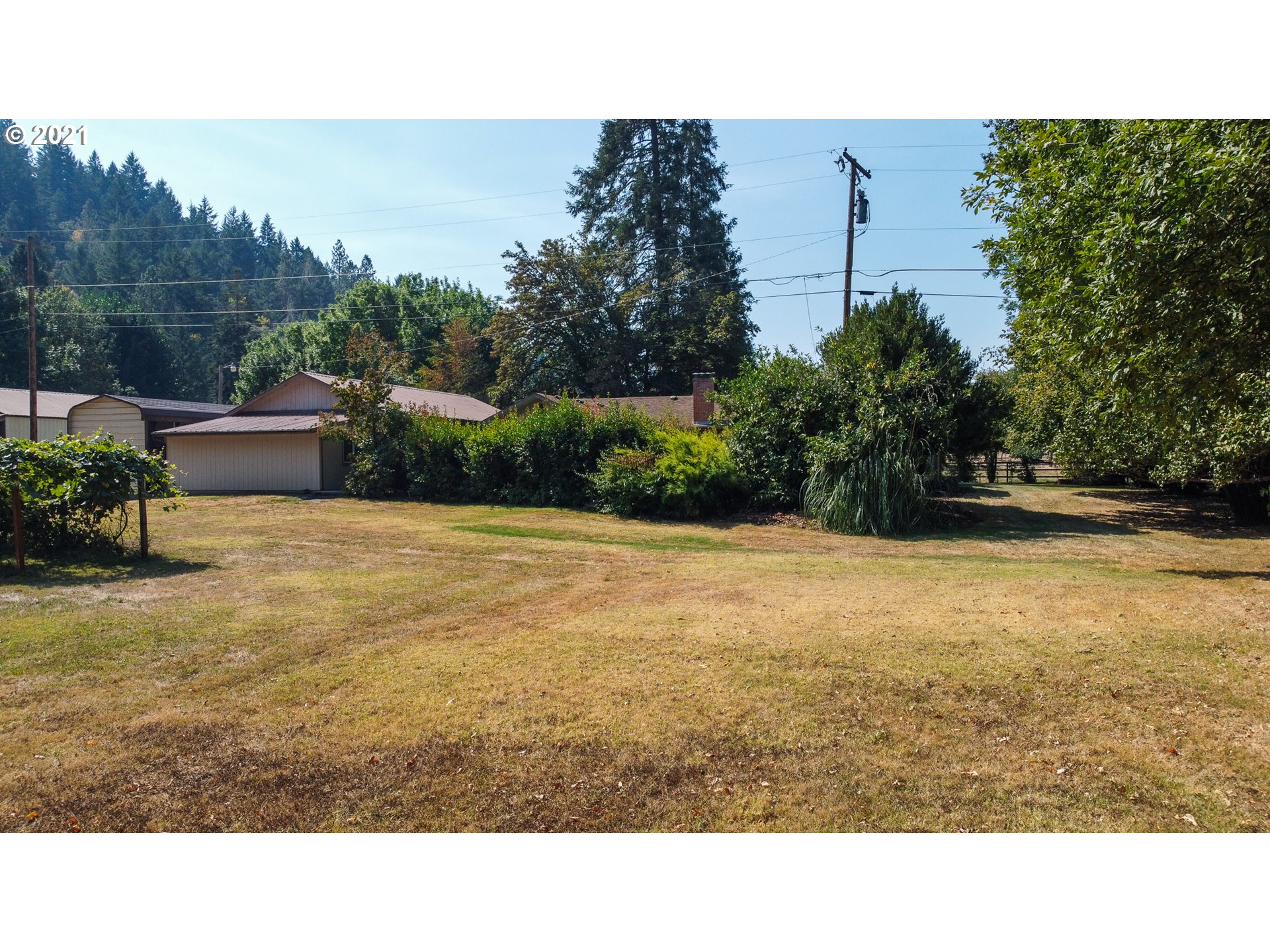 252 Forest Road Myrtle Creek, OR 97457 - Photo 30 of 32 Gallery Image 30