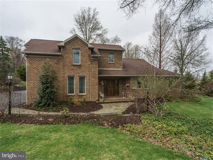 1519 Cedar Top Road Reading, PA 19607 - Photo 1 of 25