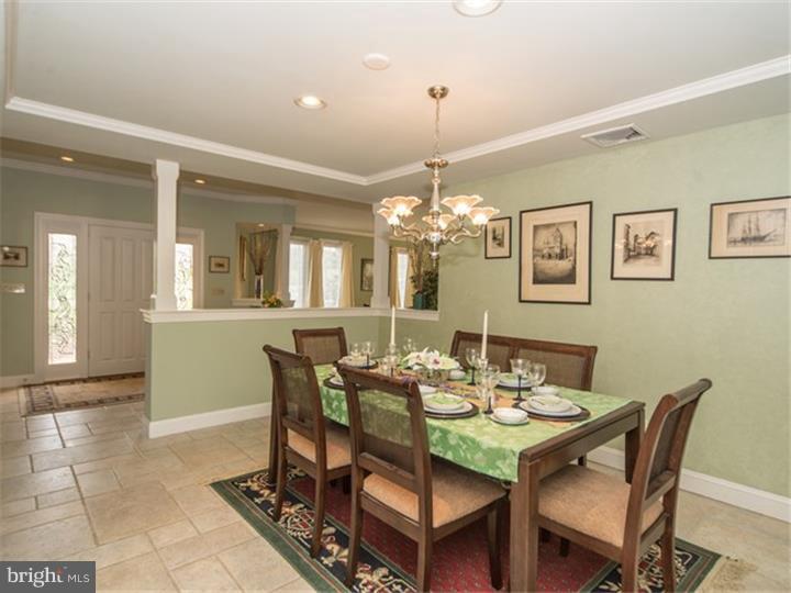 1519 Cedar Top Road Reading, PA 19607 - Photo 8 of 25