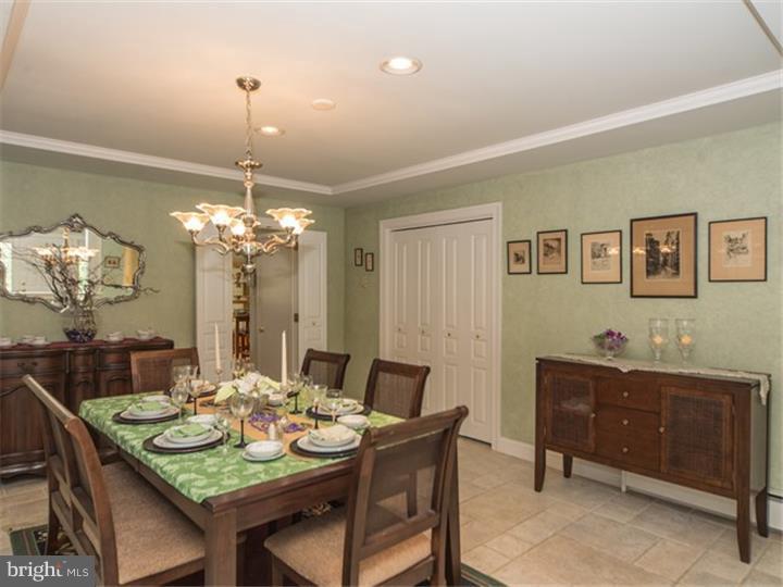 1519 Cedar Top Road Reading, PA 19607 - Photo 9 of 25