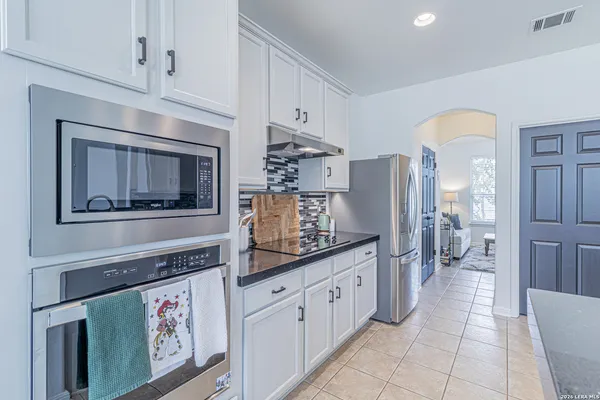 $500,000 | 20810 Paso Rocoso, San Antonio, TX 78258