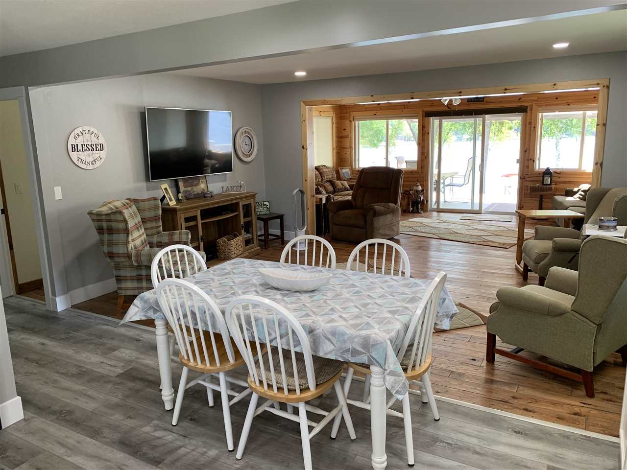 2616 Shady Shores Road Lupton, MI 48635 - Photo 11 of 29 1878427-10.JPG