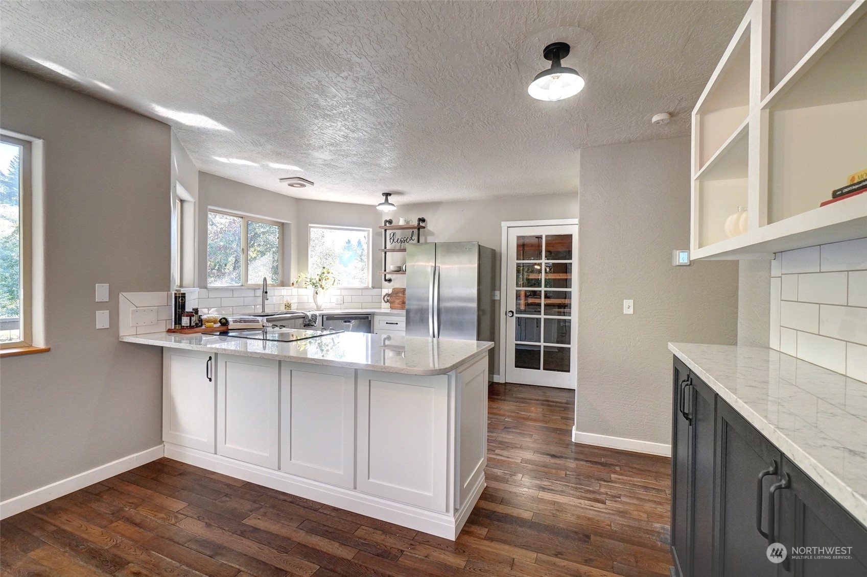 240 Northeast Riverside Place Belfair, WA 98528 - Photo 11 of 40 Gallery Image 11