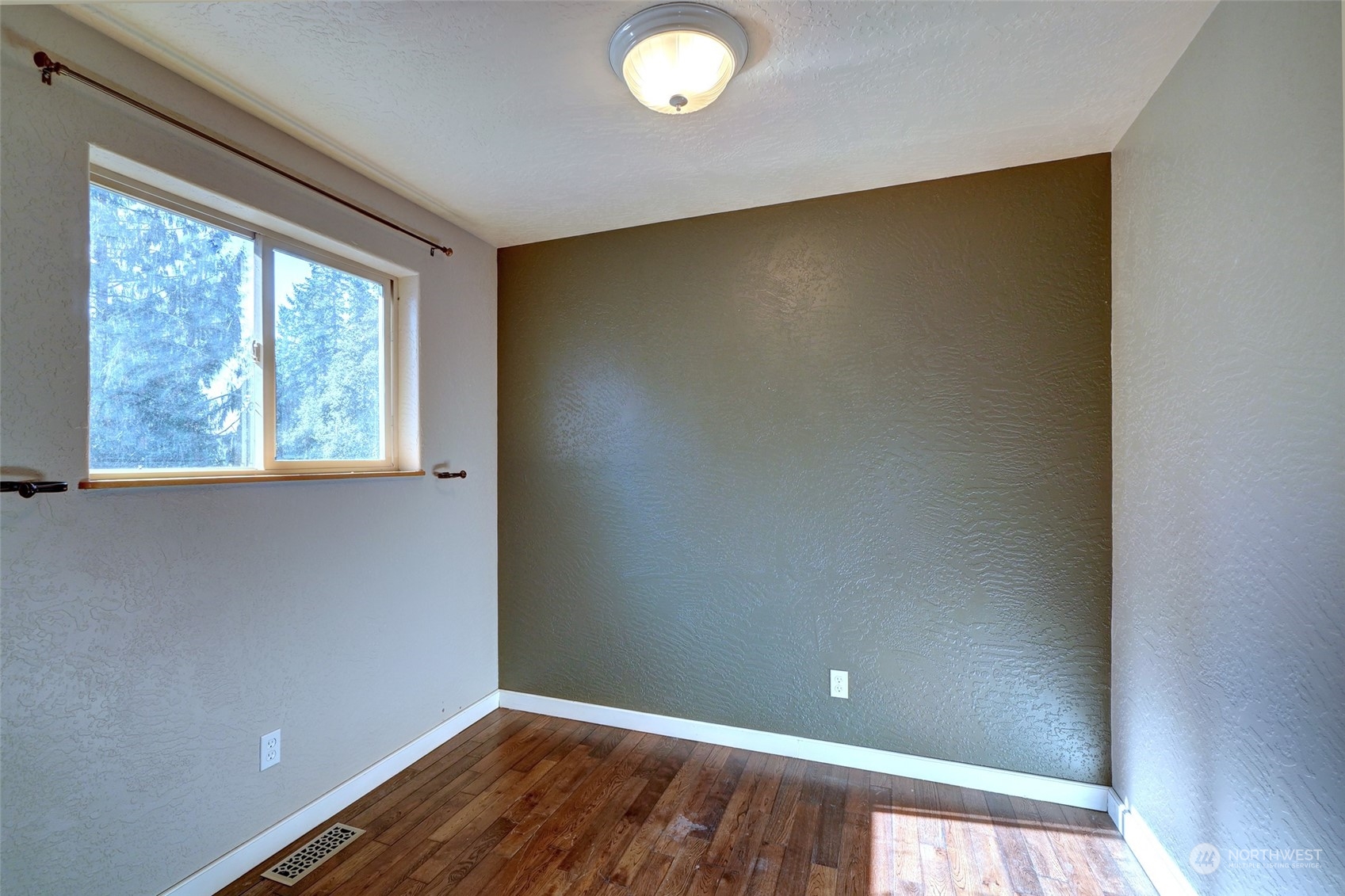 240 Northeast Riverside Place Belfair, WA 98528 - Photo 28 of 40 Gallery Image 28