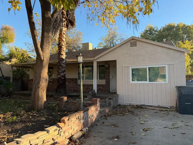 $290,000 | 3636 27th Avenue, Sacramento, CA 95820