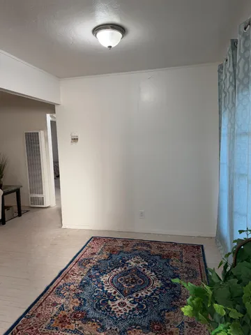 $290,000 | 3636 27th Avenue, Sacramento, CA 95820