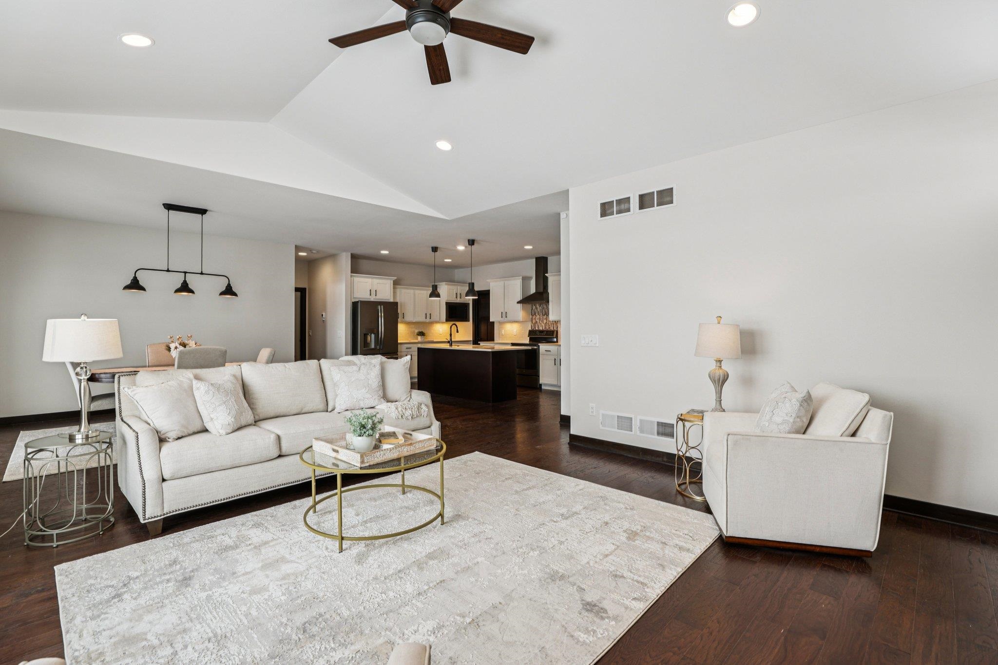 5830 Eagle Prairie Court Middleton, WI 53597 - Photo 17 of 46