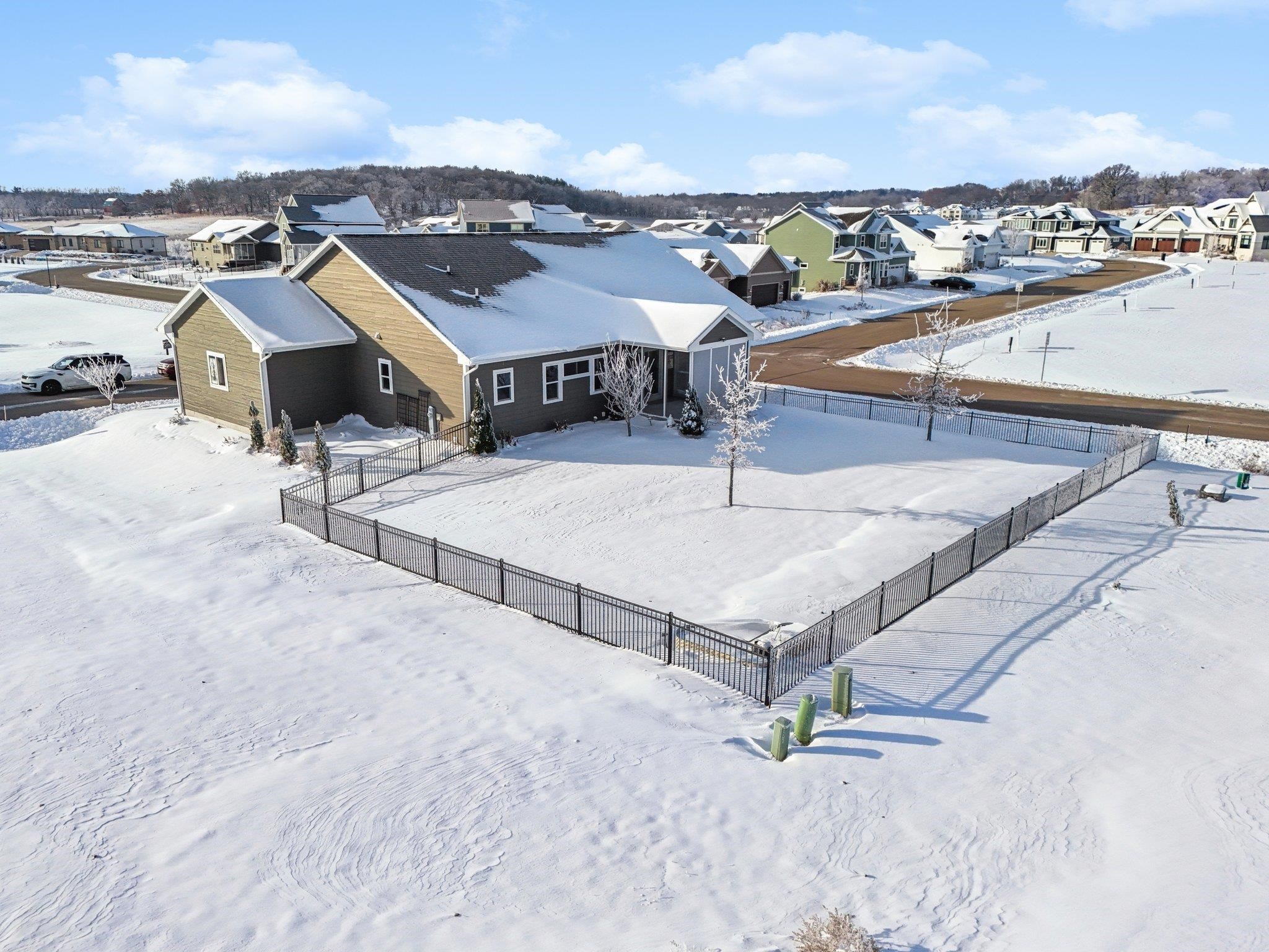 5830 Eagle Prairie Court Middleton, WI 53597 - Photo 2 of 46