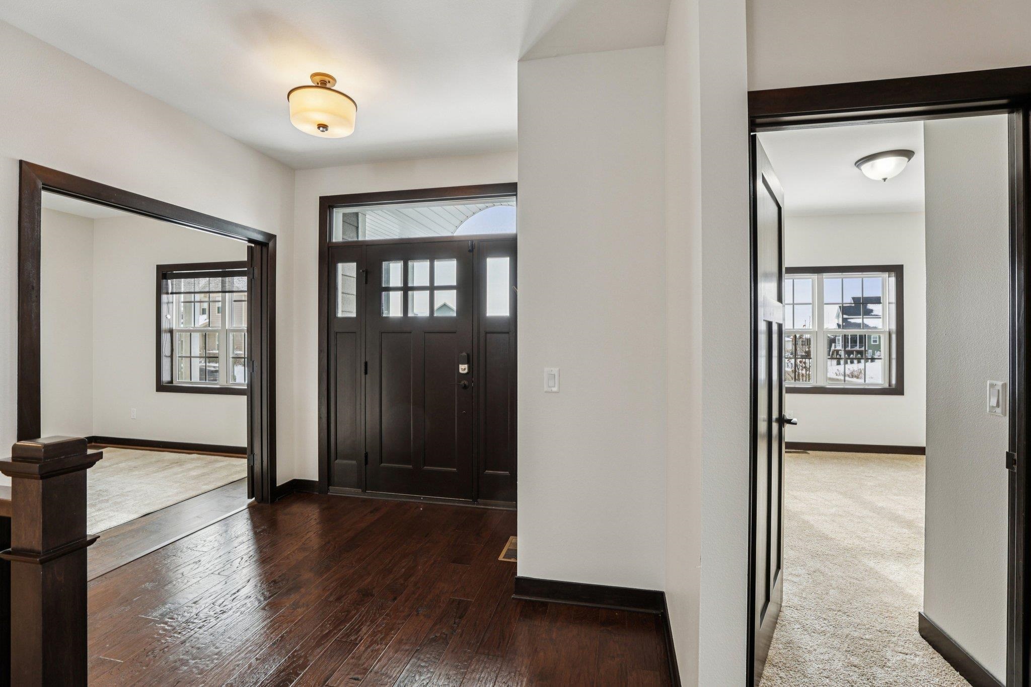 5830 Eagle Prairie Court Middleton, WI 53597 - Photo 4 of 46