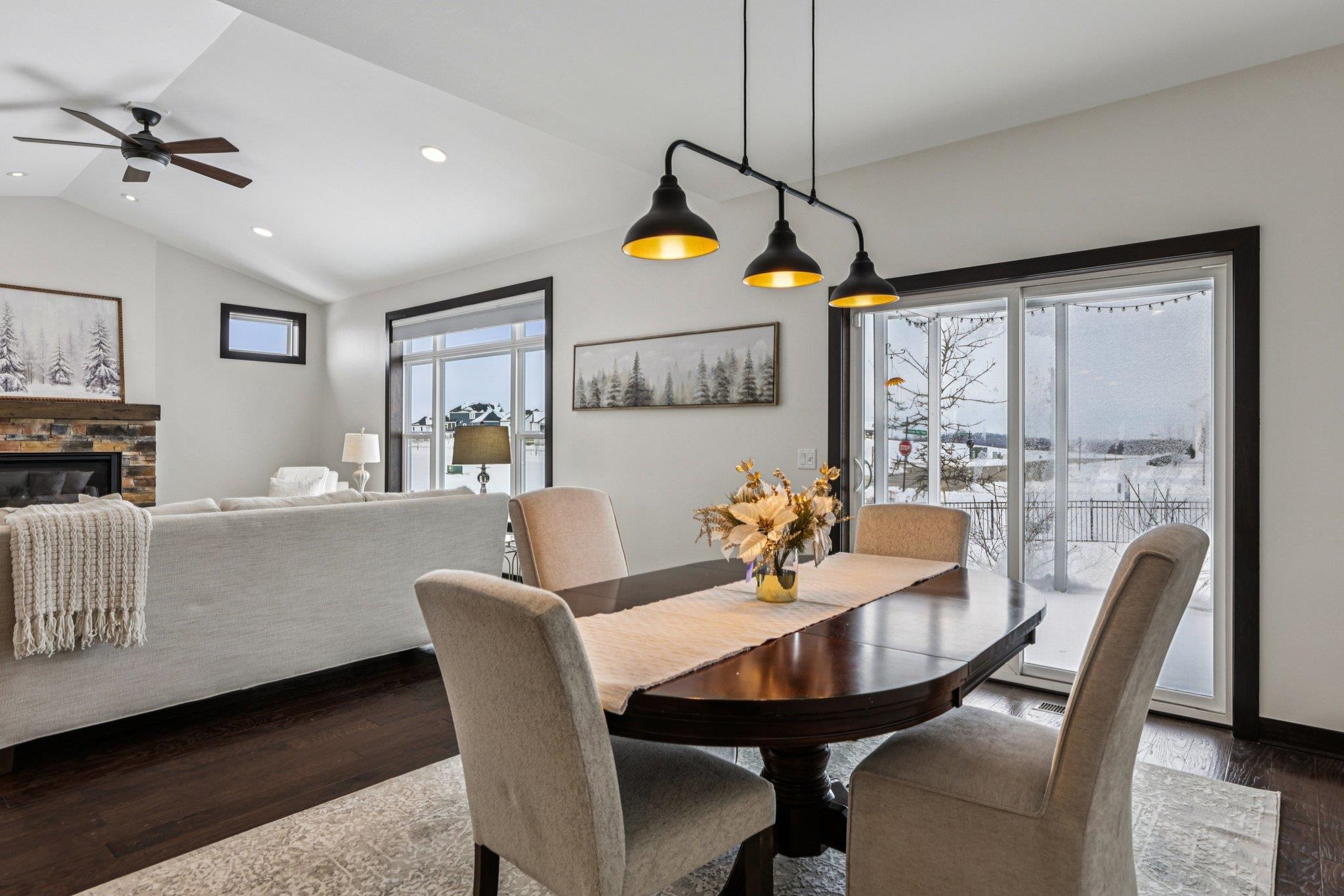 5830 Eagle Prairie Court Middleton, WI 53597 - Photo 10 of 46