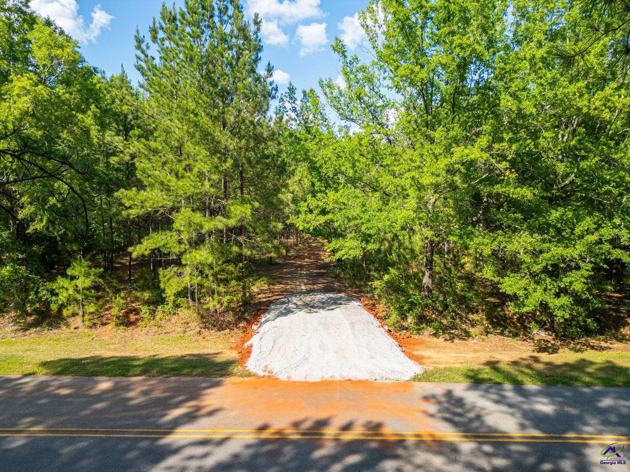 915 Sunhill Road Sandersville, GA 31082 - Photo 2 of 24