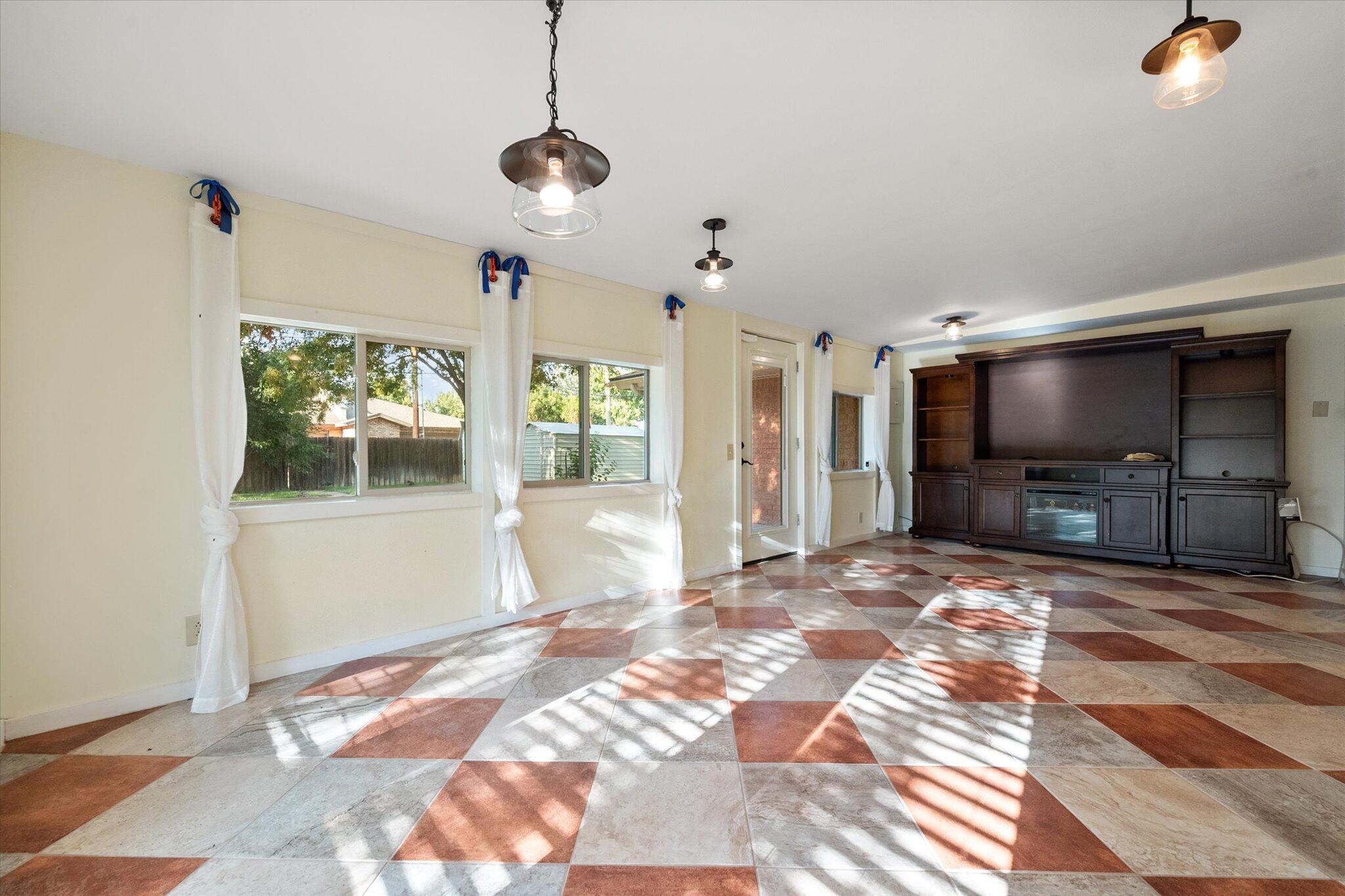 4502 20th Street Lubbock, TX 79407 - Photo 18 of 38 36-4502 20th_4766