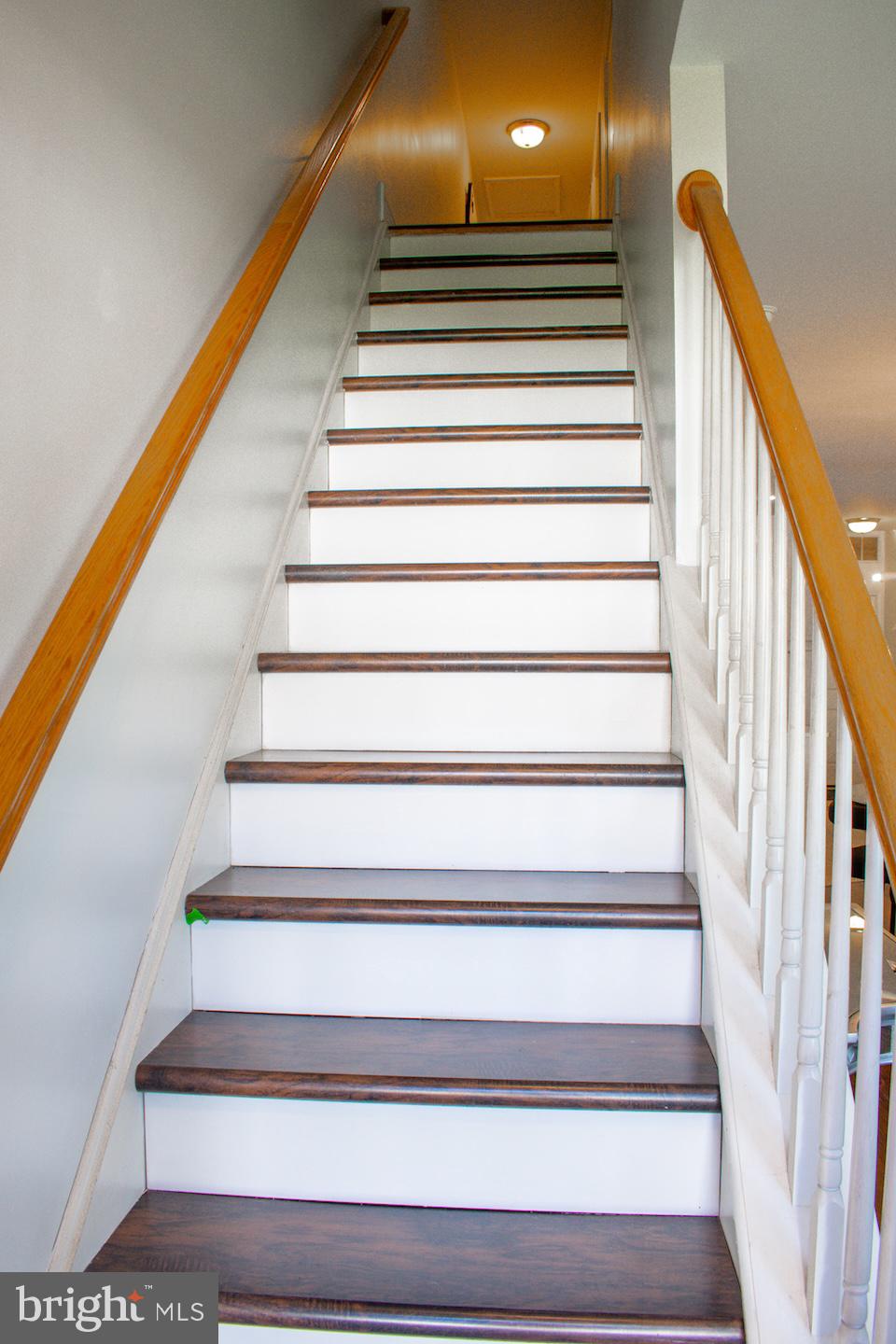 25 Rowand Way East Clementon, NJ 08021 - Photo 6 of 15 Inviting ascent to cozy living spaces.