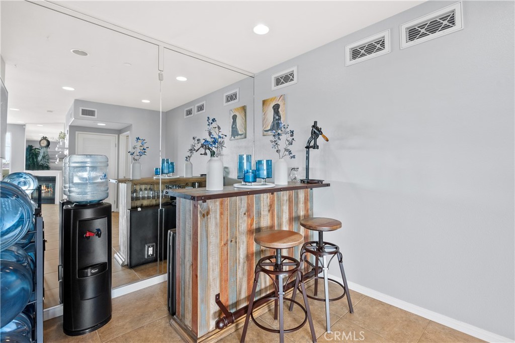 4240 Tradewinds Drive Oxnard, CA 93035 - Photo 25 of 43