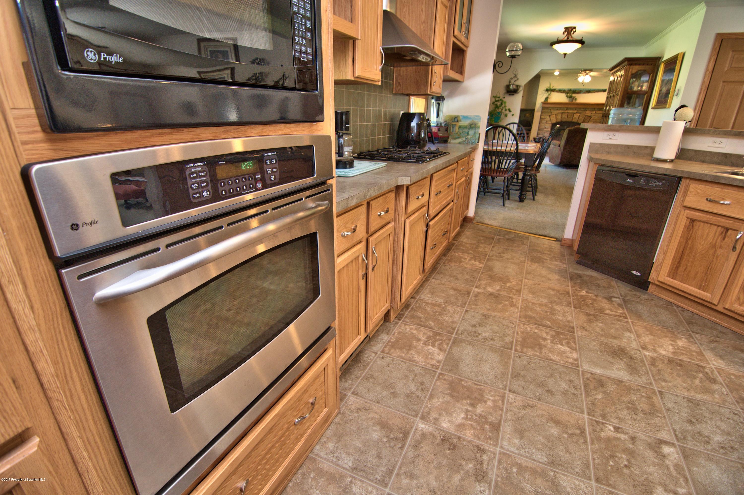 1519 Lithia Valley Road Factoryville, PA 18419 - Photo 11 of 42 Gallery Image 11