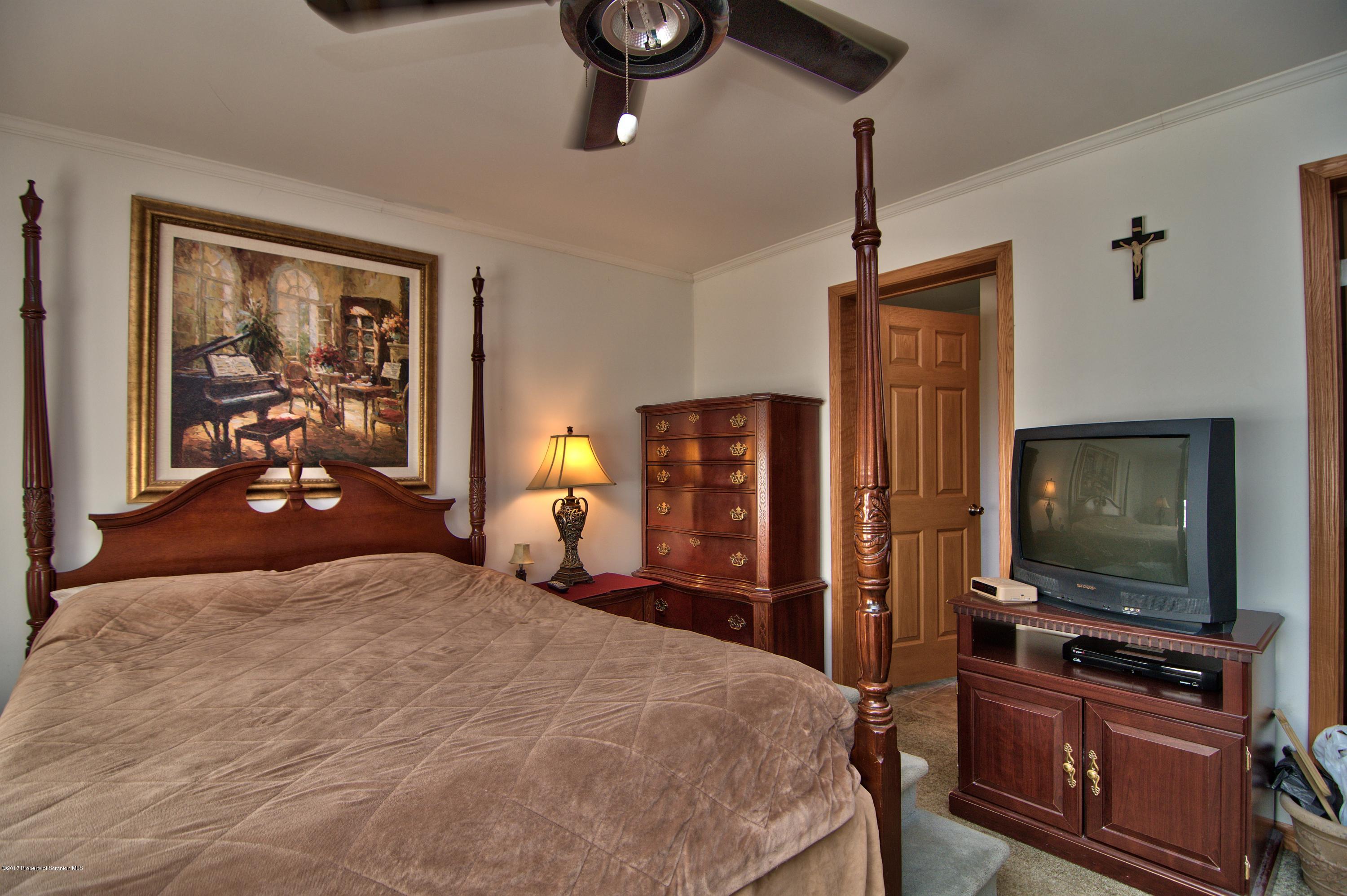 1519 Lithia Valley Road Factoryville, PA 18419 - Photo 21 of 42 Gallery Image 21