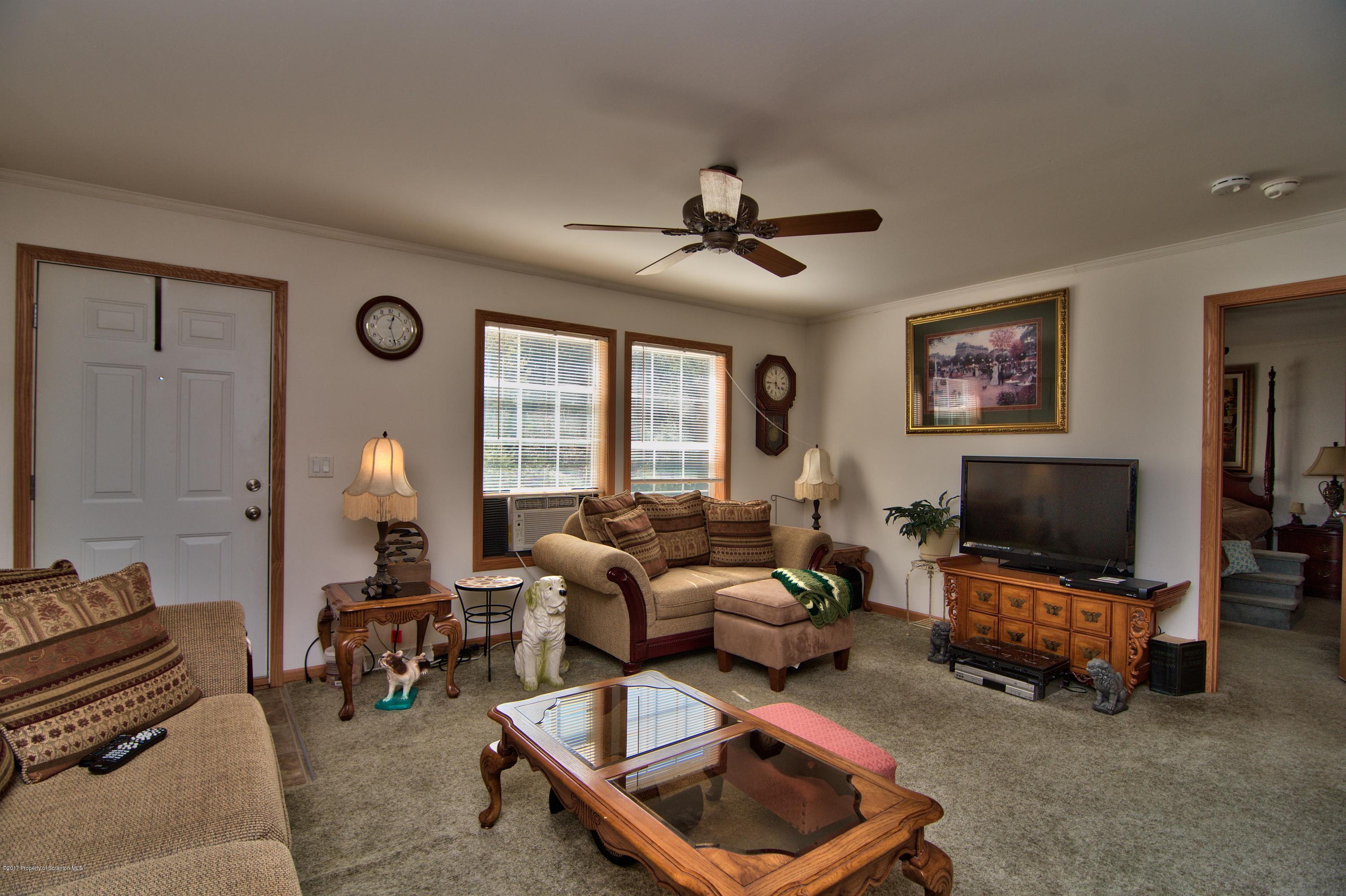 1519 Lithia Valley Road Factoryville, PA 18419 - Photo 5 of 42 Gallery Image 5