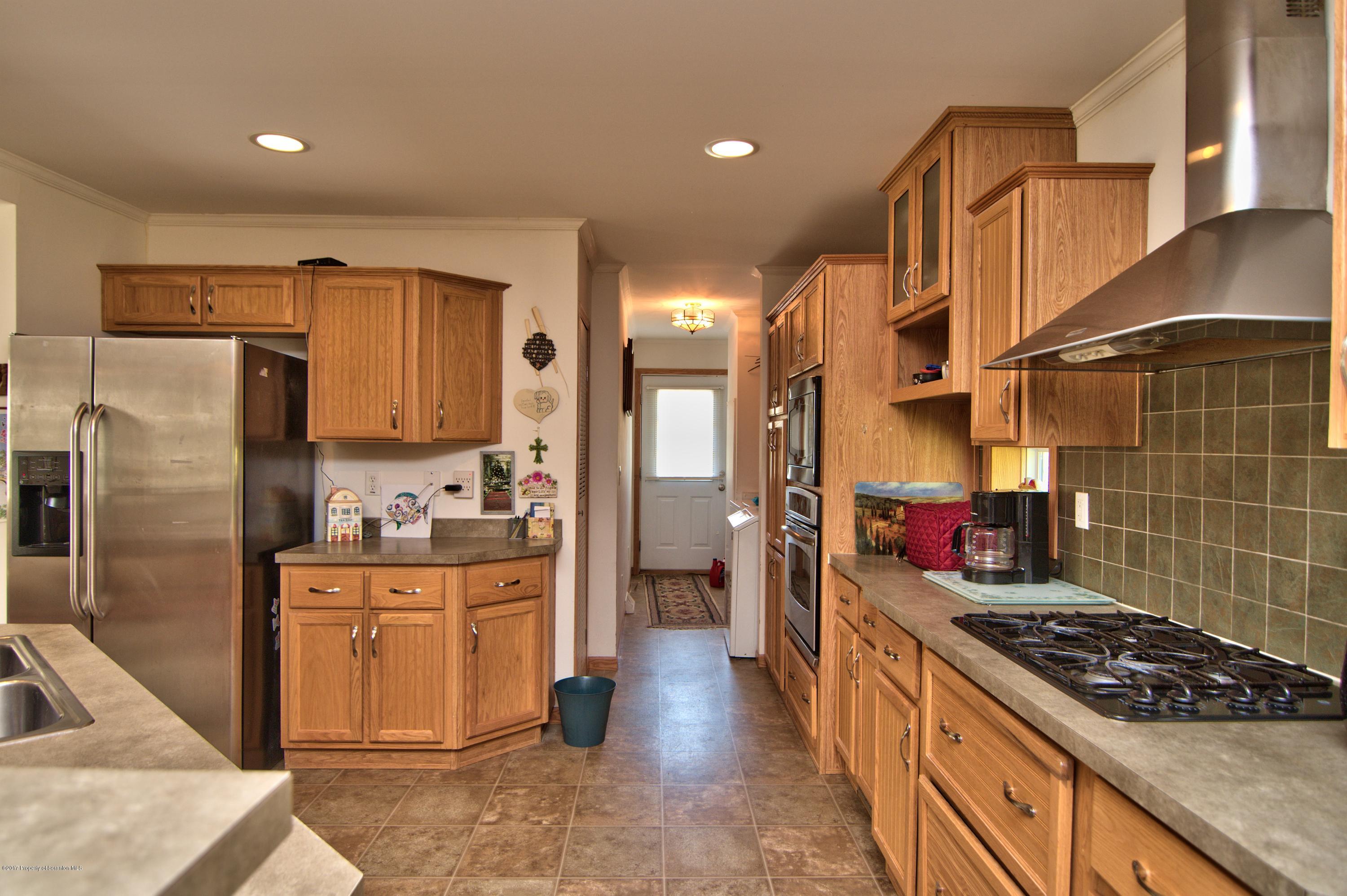 1519 Lithia Valley Road Factoryville, PA 18419 - Photo 8 of 42 Gallery Image 8