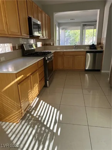 $2,250 | 4182 Cascada Piazza Lane, Las Vegas, NV 89135