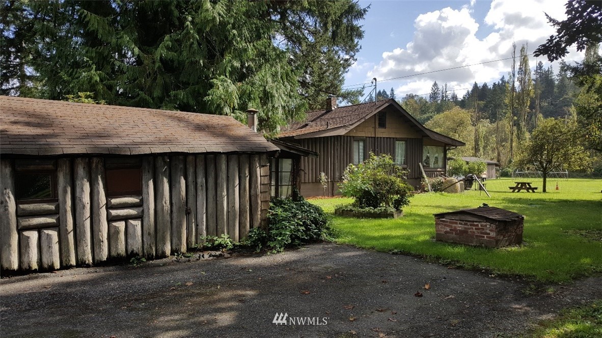 16701 Southeast May Valley Road Renton, WA 98059 - Photo 2 of 2