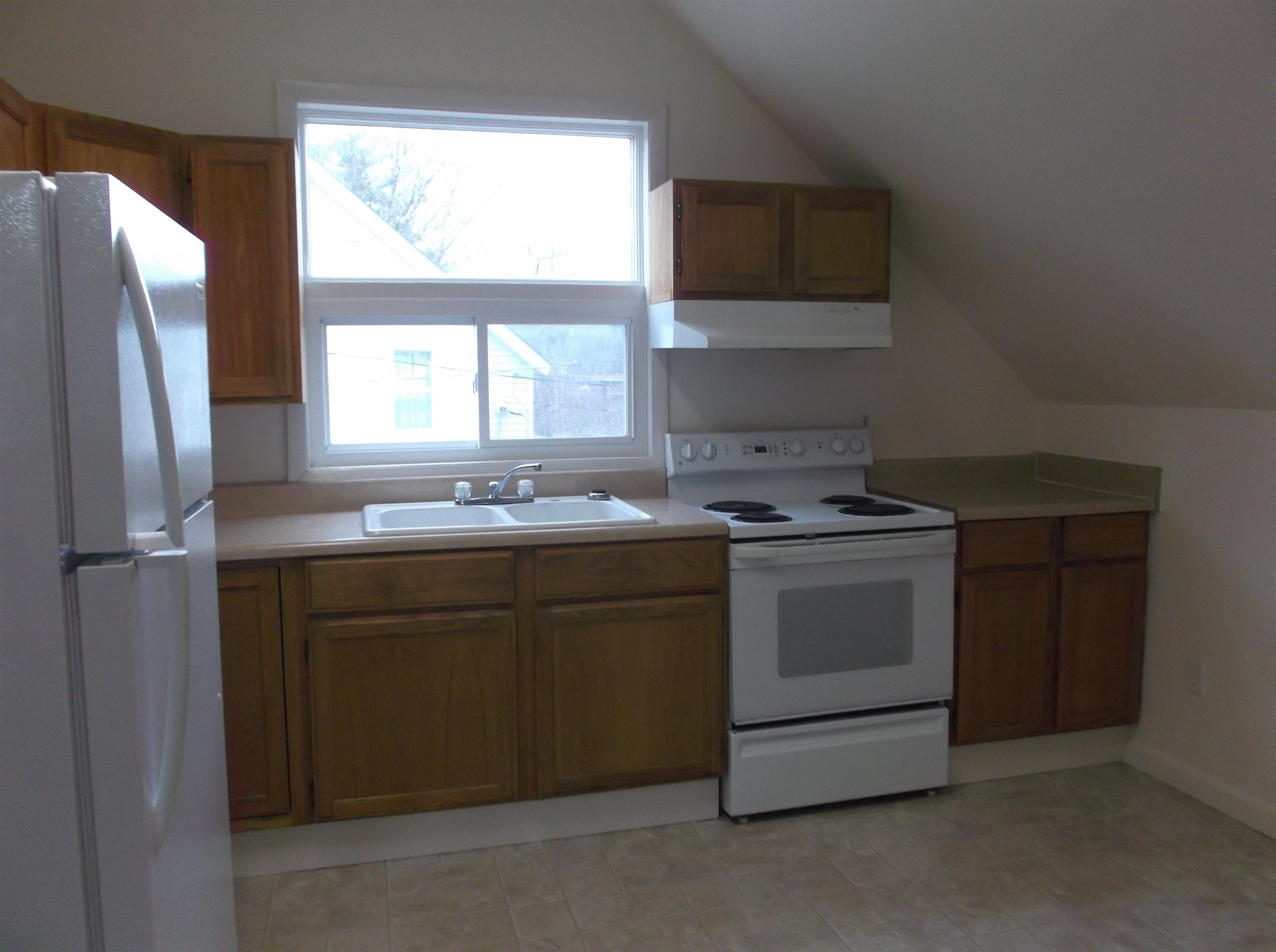 56 Swift Street South Burlington, VT 05403 - Photo 5 of 14