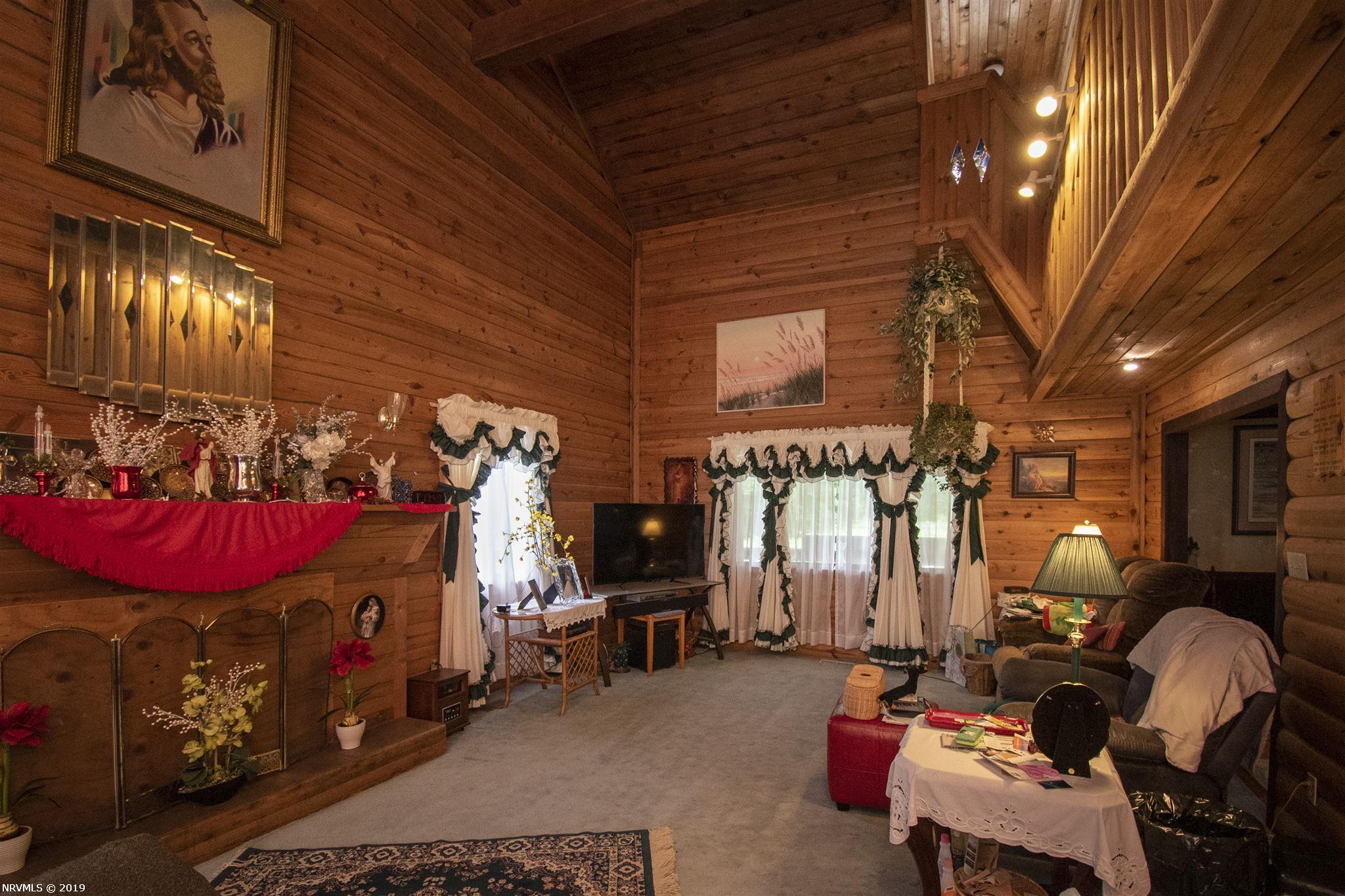 9000 Roanoke Road Elliston, VA 24087 - Photo 7 of 45 Gallery Image 7