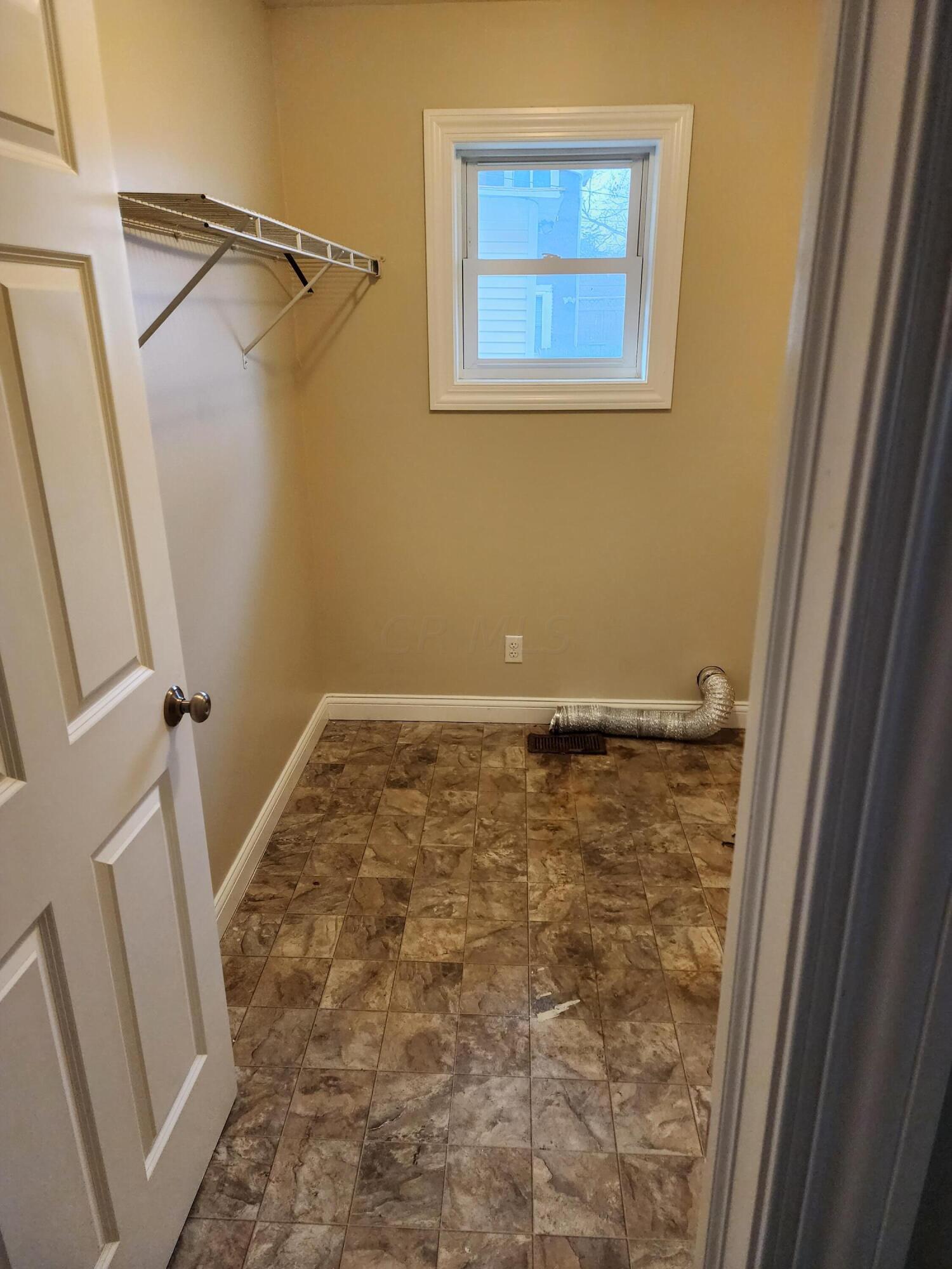 136 Jefferson Road Newark, OH 43055 - Photo 19 of 43 20230111_143536