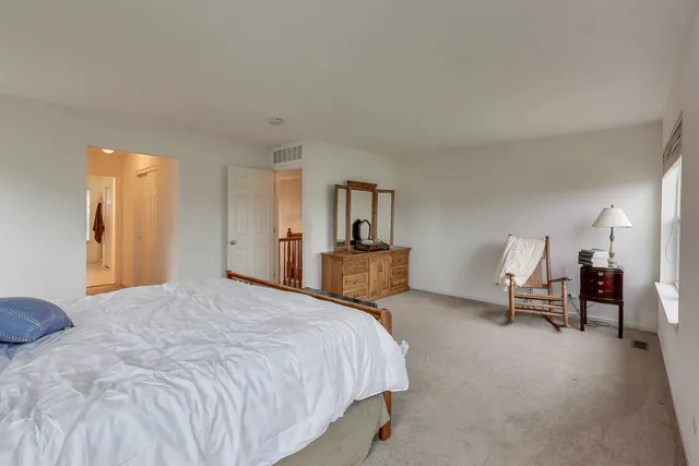 $495,000 | 2409 Bluewater Drive, Wauconda, IL 60084