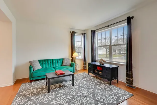 $495,000 | 2409 Bluewater Drive, Wauconda, IL 60084