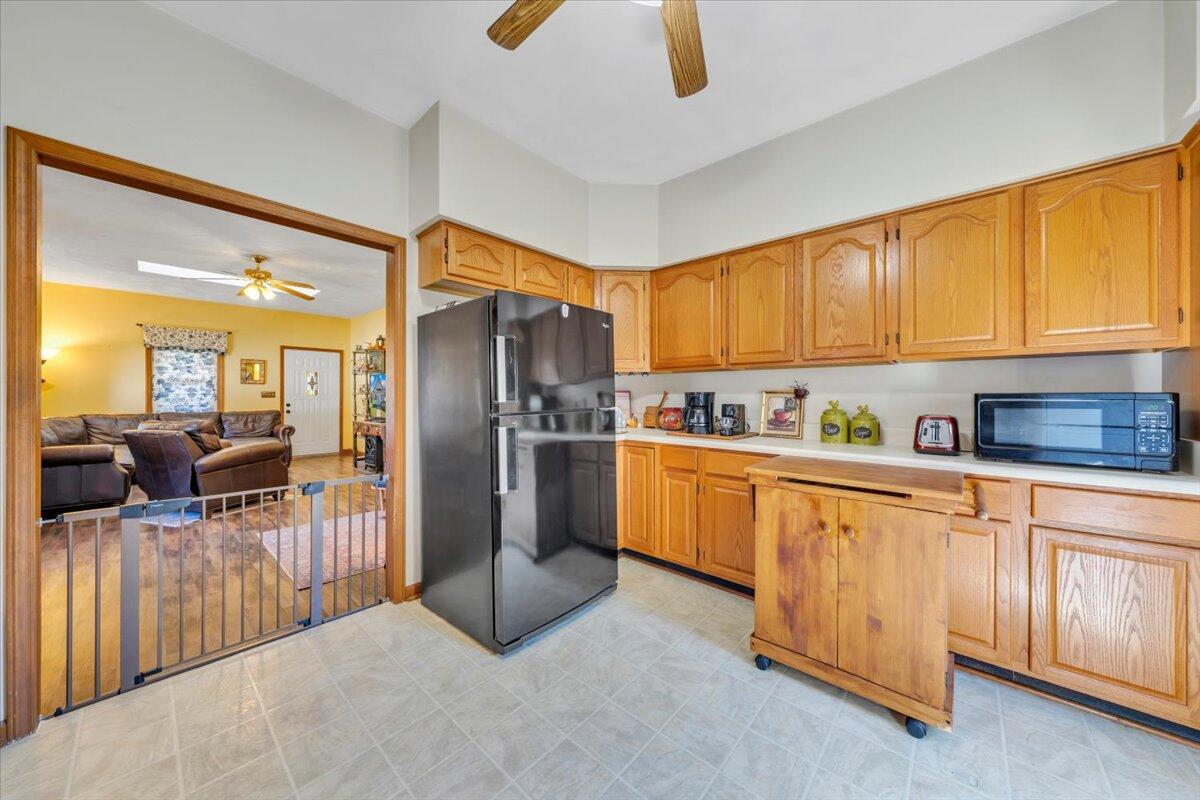 841 Bedford Road Vinton, VA 24179 - Photo 18 of 50 18-MIB00459