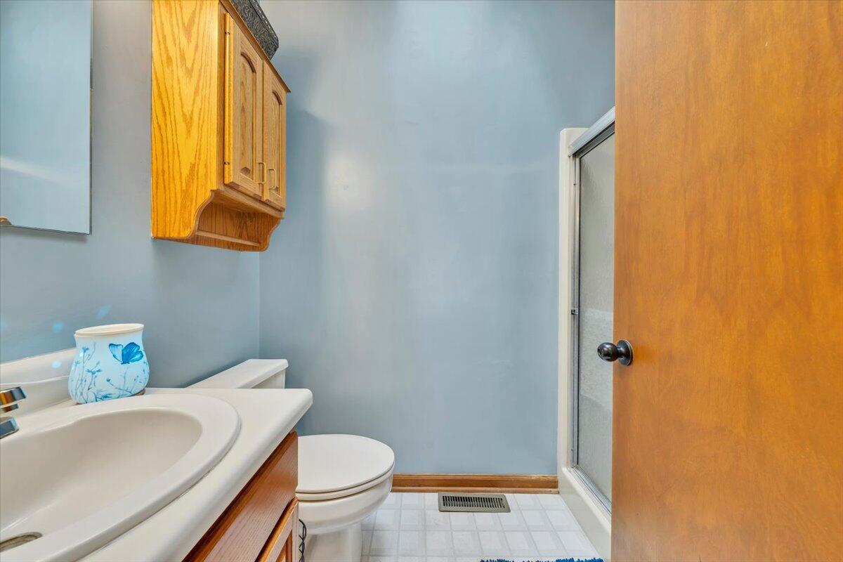 841 Bedford Road Vinton, VA 24179 - Photo 28 of 50 28-MIB00477