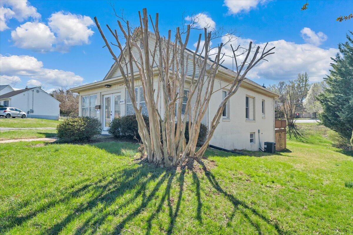 841 Bedford Road Vinton, VA 24179 - Photo 42 of 50 42-MIB00546