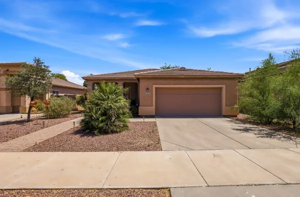 $2,200 | 6519 South 5th Way, Phoenix, AZ 85042