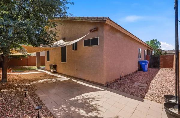 $2,200 | 6519 South 5th Way, Phoenix, AZ 85042